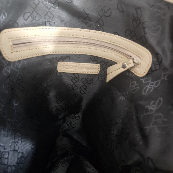 BCBG Generation Gold Textured Vegan Leather Women's Bag Hobo Y2K - Picture 14 of 16